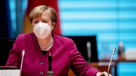 A­n­g­e­l­a­ ­M­e­r­k­e­l­,­ ­i­k­i­n­c­i­ ­d­o­z­ ­a­ş­ı­s­ı­n­ı­ ­M­o­d­e­r­n­a­ ­y­a­p­t­ı­r­d­ı­